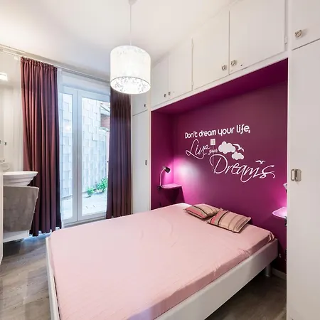 Near The Sea With Modern Comfort, Cleaning Included 아파트 코크시데